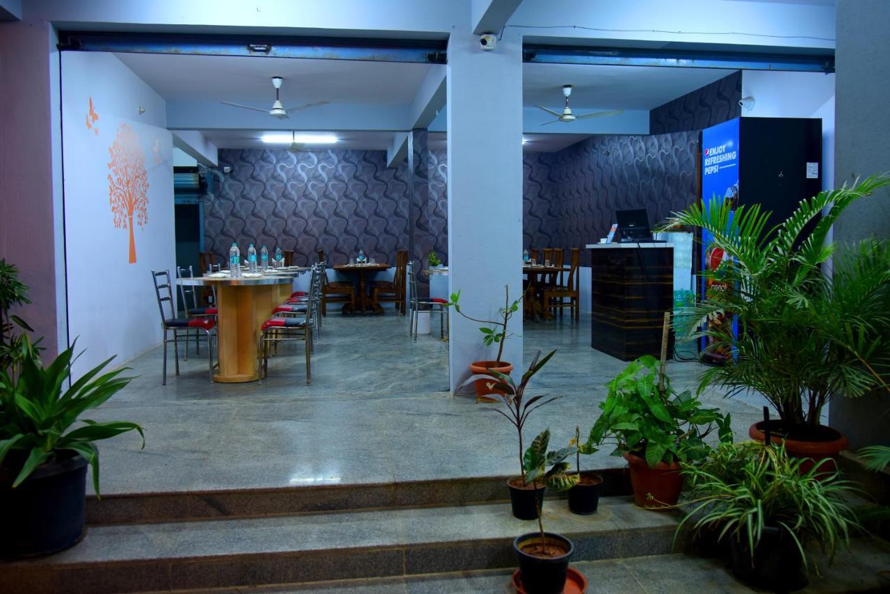 เฮาส์ฟินช์ เรซิเดนซี Hotel Dod Jala ภายนอก รูปภาพ