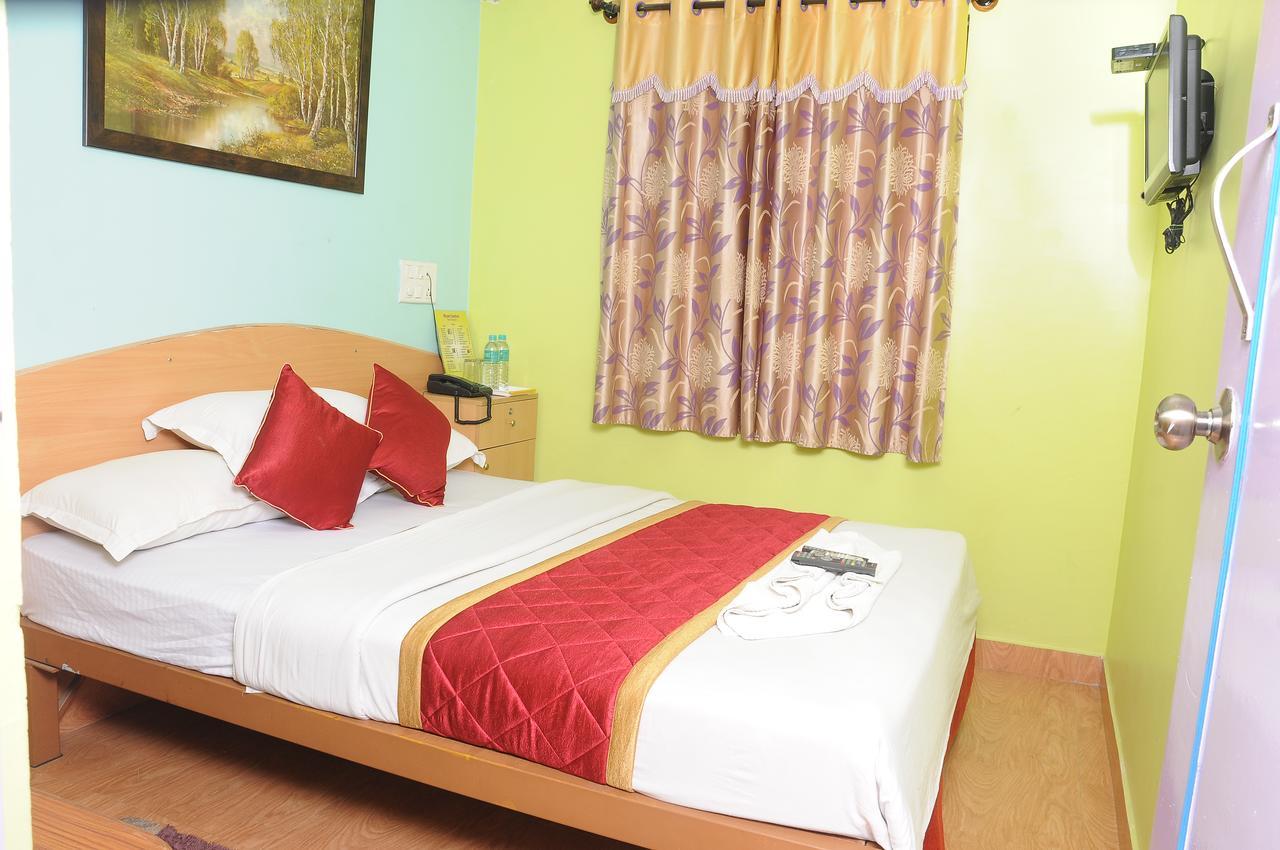 เฮาส์ฟินช์ เรซิเดนซี Hotel Dod Jala ภายนอก รูปภาพ