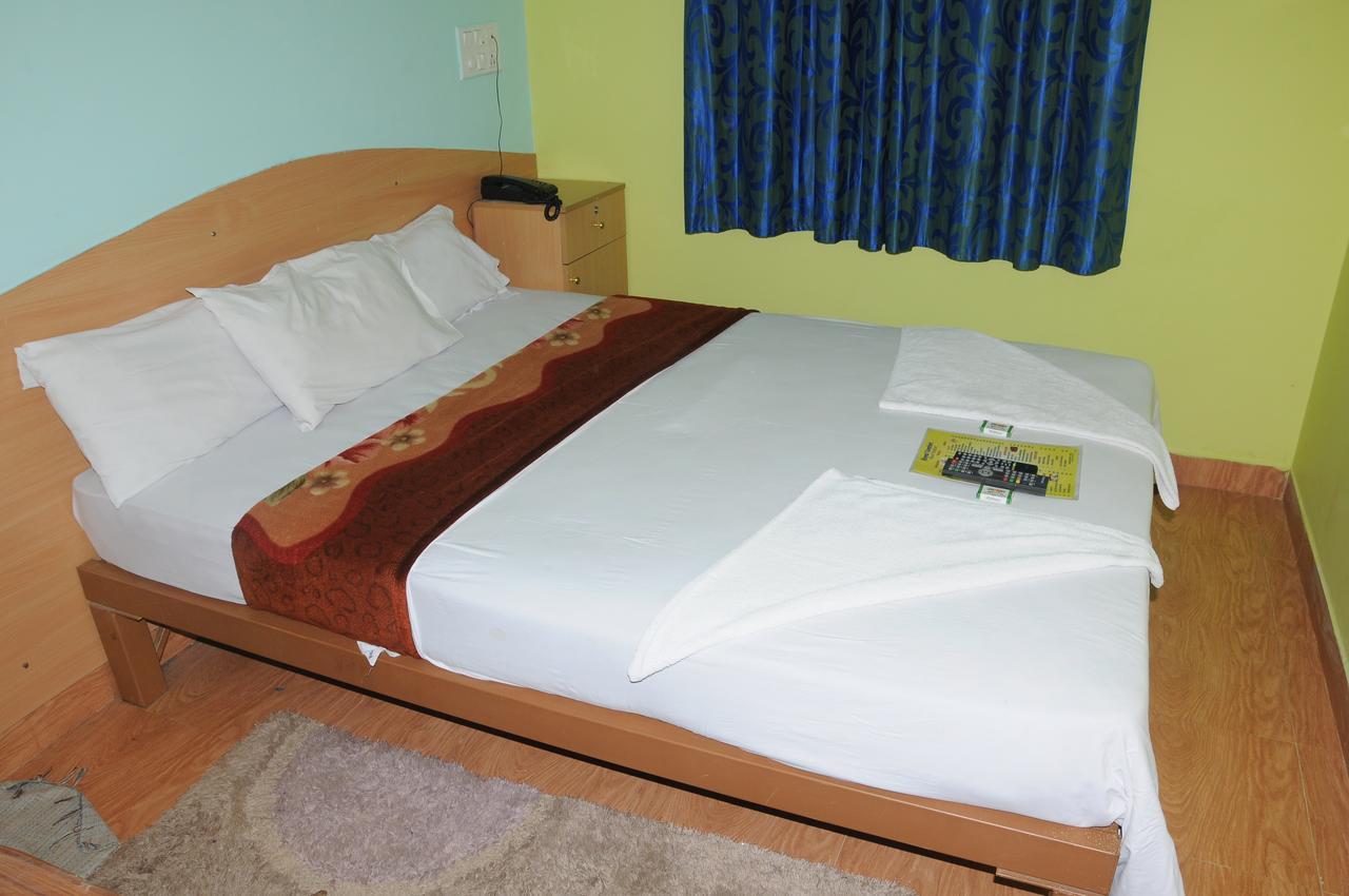 เฮาส์ฟินช์ เรซิเดนซี Hotel Dod Jala ภายนอก รูปภาพ