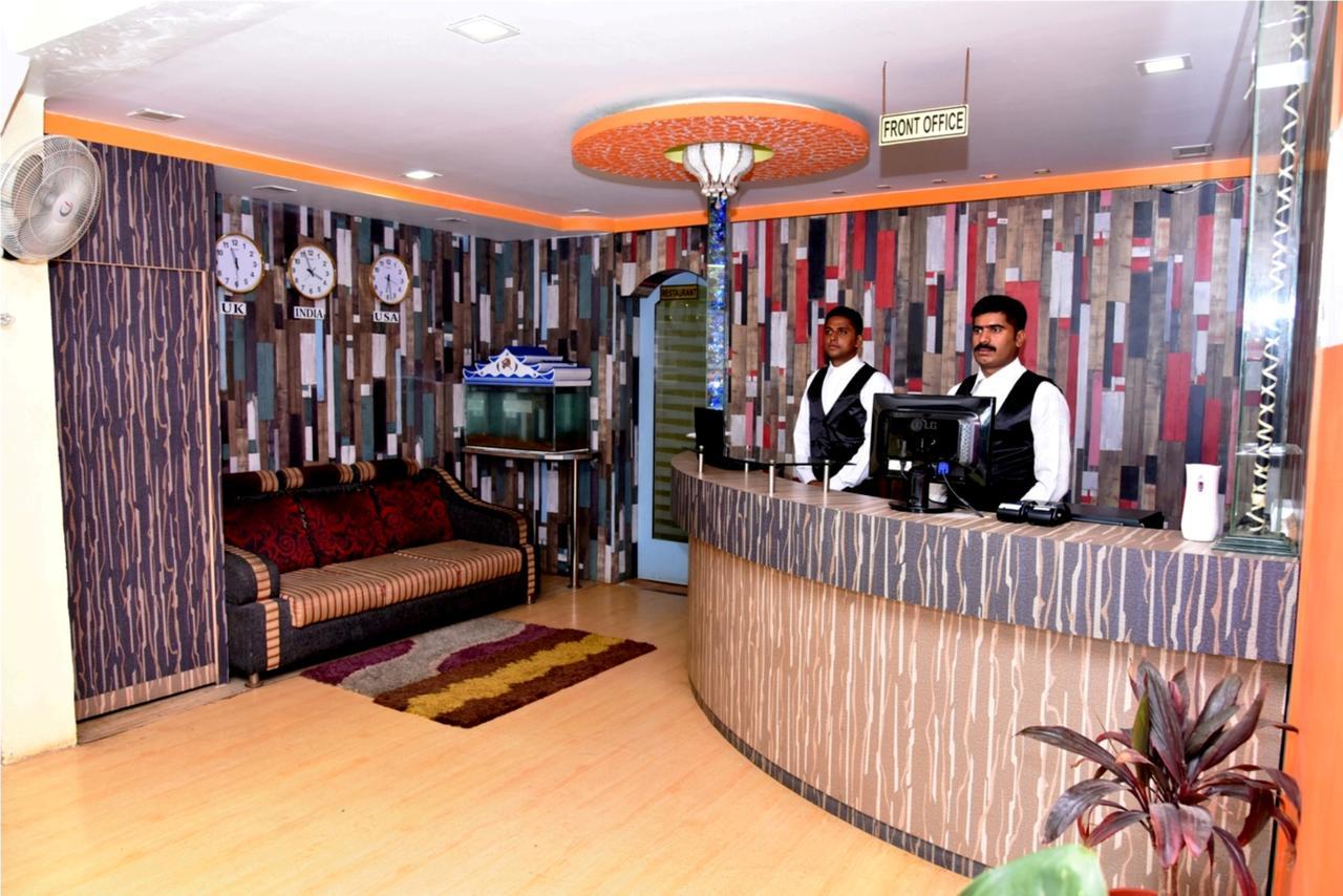 เฮาส์ฟินช์ เรซิเดนซี Hotel Dod Jala ภายนอก รูปภาพ