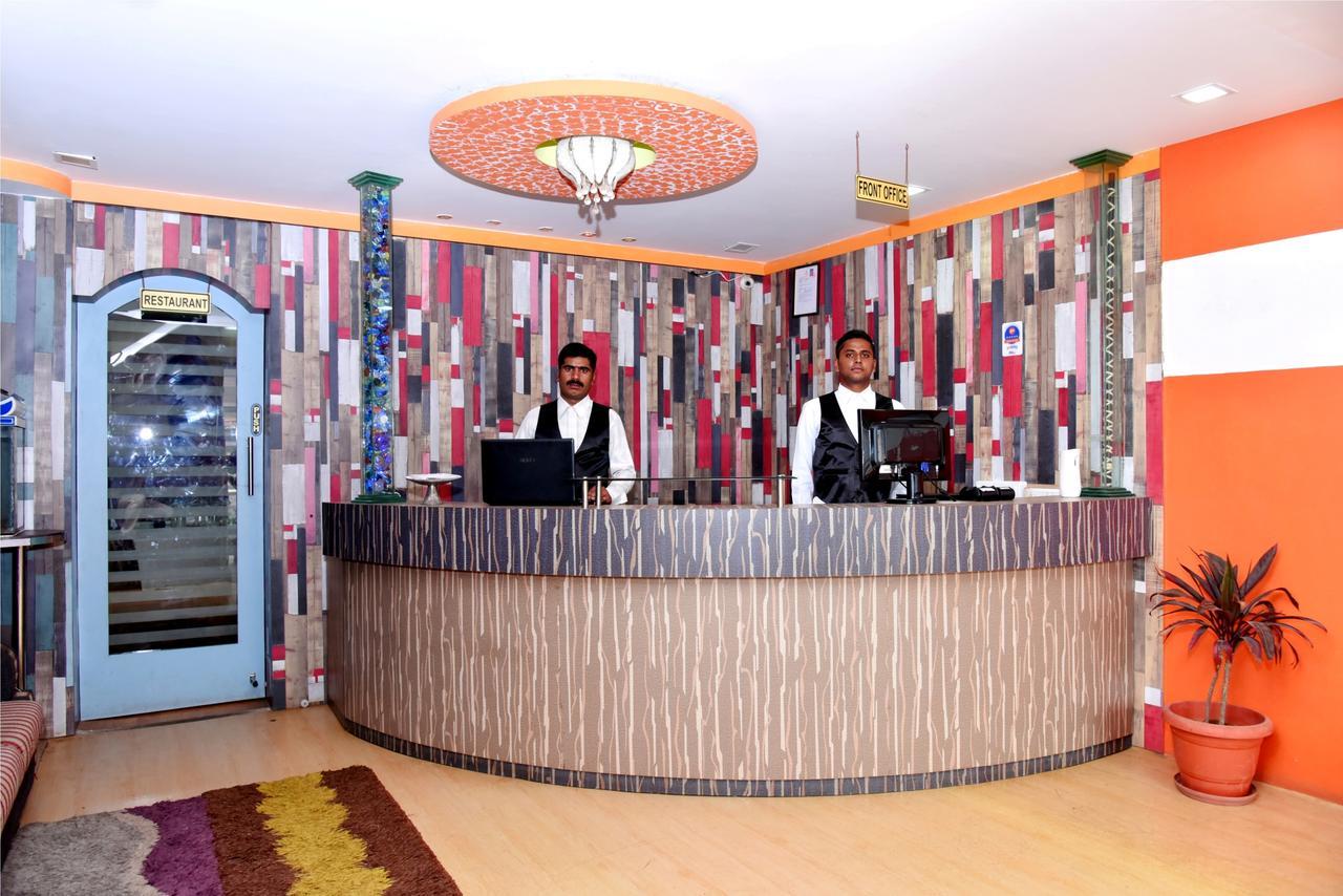 เฮาส์ฟินช์ เรซิเดนซี Hotel Dod Jala ภายนอก รูปภาพ