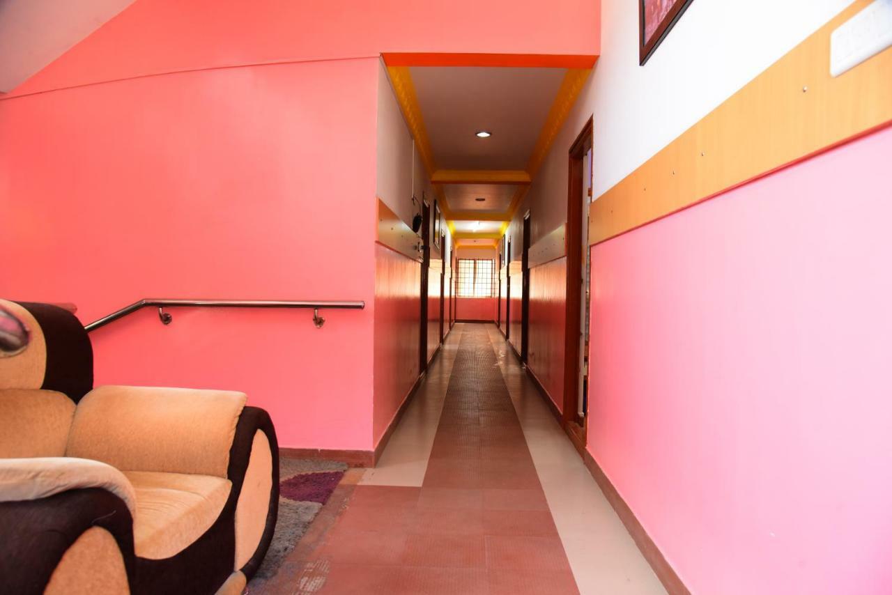 เฮาส์ฟินช์ เรซิเดนซี Hotel Dod Jala ภายนอก รูปภาพ