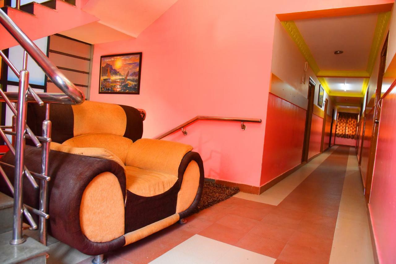 เฮาส์ฟินช์ เรซิเดนซี Hotel Dod Jala ภายนอก รูปภาพ